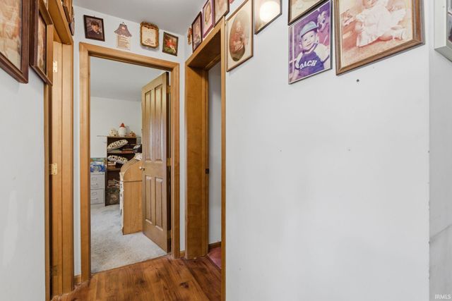 855 S 8th Street, Upland, IN 46989