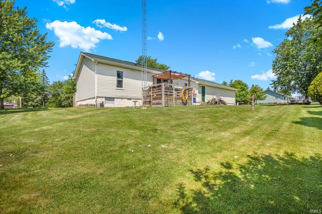 855 S 8th Street, Upland, IN 46989