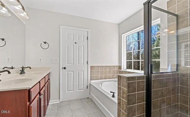 359 Ashdale Drive, Fuquay Varina, NC 27526