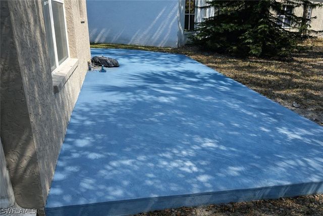 10710 San Tropez CIR, Estero, FL 33928