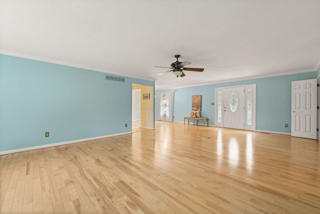 61 Ironwood Drive, Somerset, KY 42503