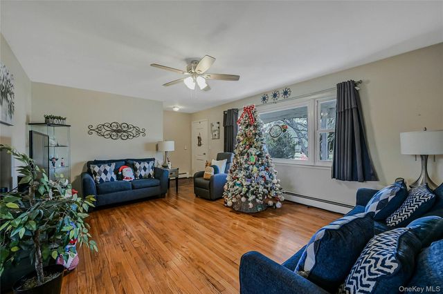 1599 Feureisen Avenue, Bohemia, NY 11716