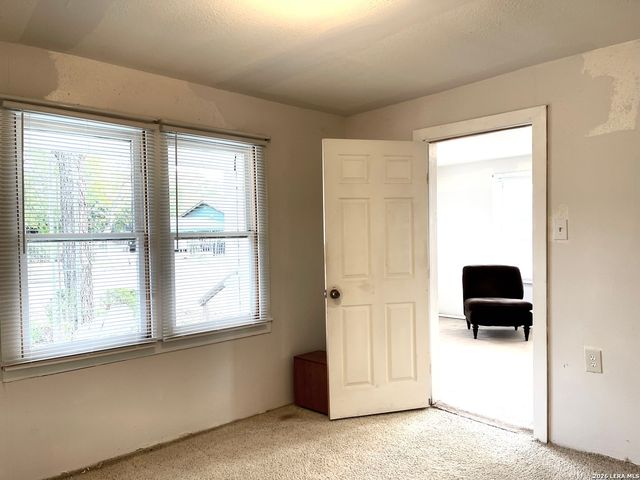 1828 Mill, New Braunfels, TX 78130