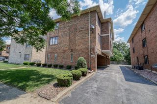9805 Ridgeland Avenue, Oak Lawn, IL 60453
