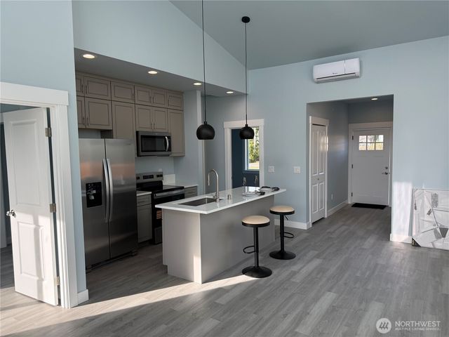 697 -A Sunset Avenue NE, Ocean Shores, WA 98569