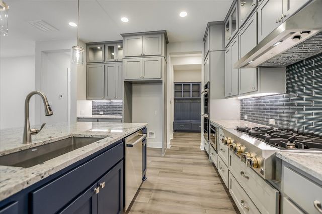 3109 Honeywood DR, Leander, TX 78641