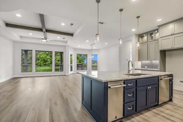 3109 Honeywood DR, Leander, TX 78641