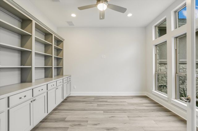 3109 Honeywood DR, Leander, TX 78641