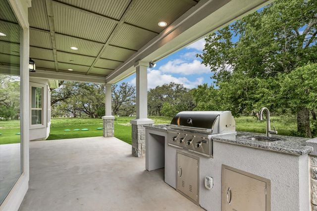 3109 Honeywood DR, Leander, TX 78641