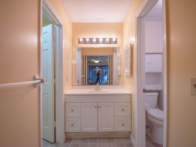 2150 Pine Creek Boulevard 103, Vero Beach, FL 32966