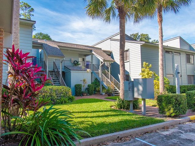 2150 Pine Creek Boulevard 103, Vero Beach, FL 32966