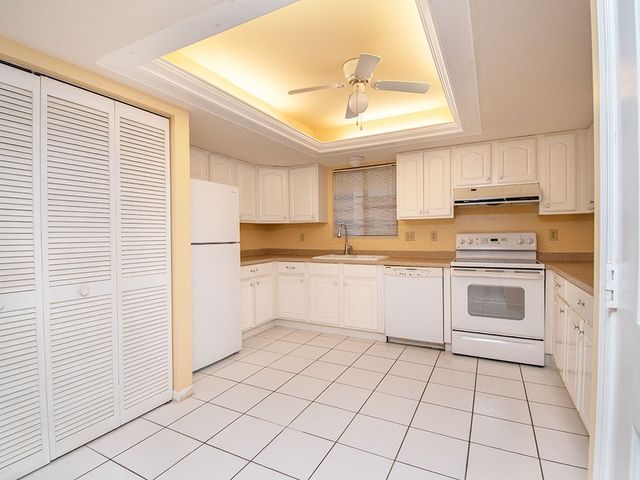 2150 Pine Creek Boulevard 103, Vero Beach, FL 32966