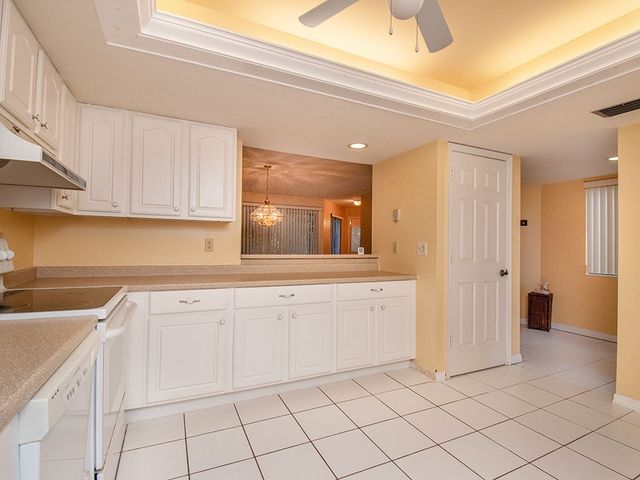 2150 Pine Creek Boulevard 103, Vero Beach, FL 32966