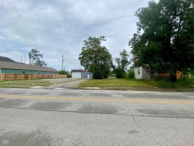 2414 E Brookside Avenue, Indianapolis, IN 46218