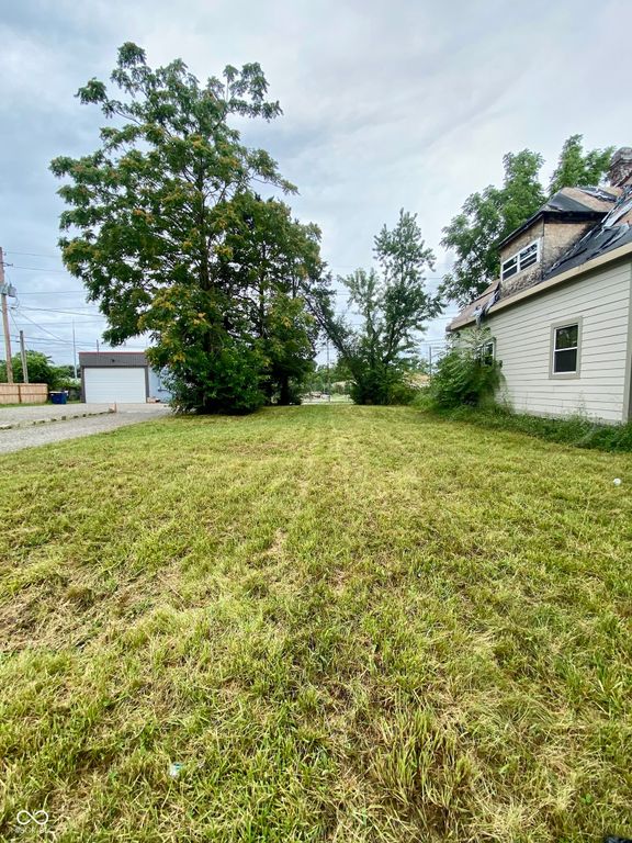 2414 E Brookside Avenue, Indianapolis, IN 46218
