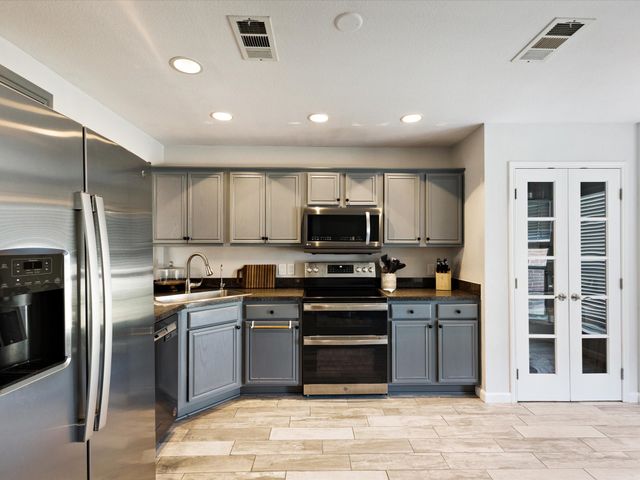 605 Waterford Street, Farmersville, TX 75442