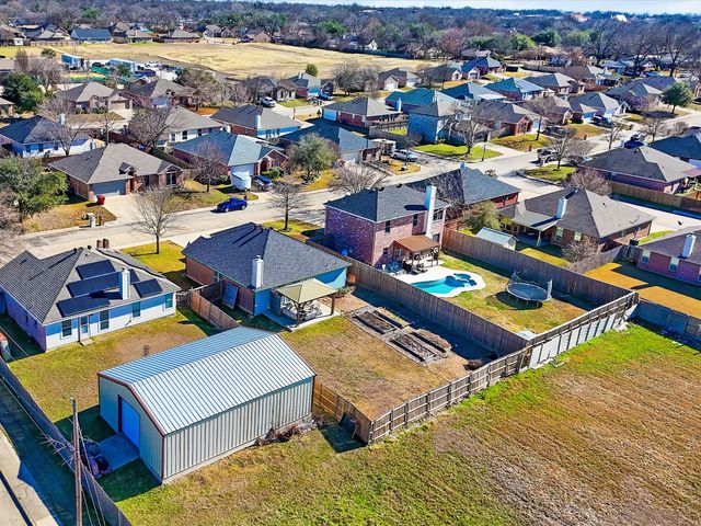 605 Waterford Street, Farmersville, TX 75442