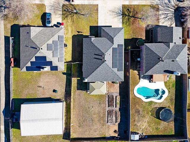 605 Waterford Street, Farmersville, TX 75442