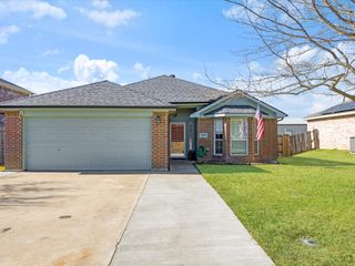 605 Waterford Street, Farmersville, TX 75442