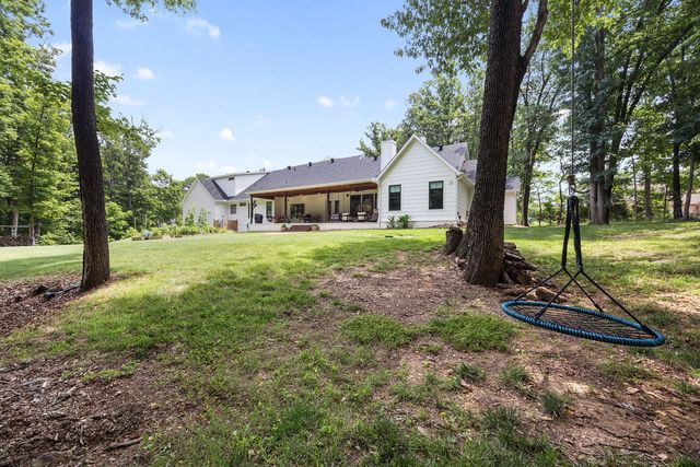 1656 E Bowen Boulevard, Fayetteville, AR 72703