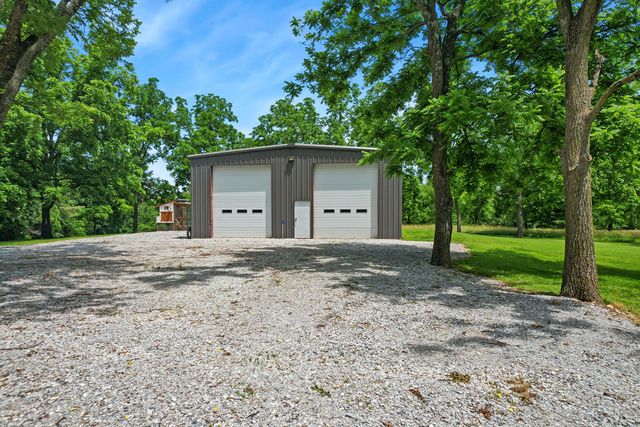 1656 E Bowen Boulevard, Fayetteville, AR 72703