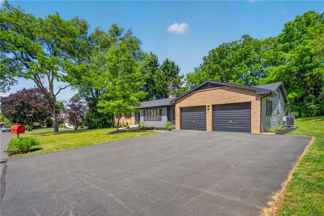 418 Elm Drive, Lower Nazareth Twp, PA 18064