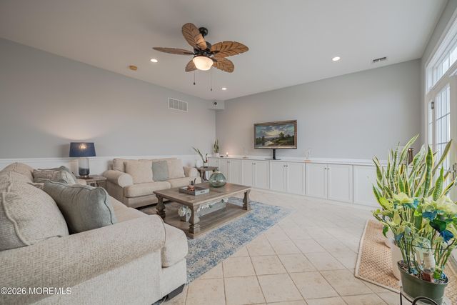 27 W Mohawk Drive, Little Egg Harbor, NJ 08087