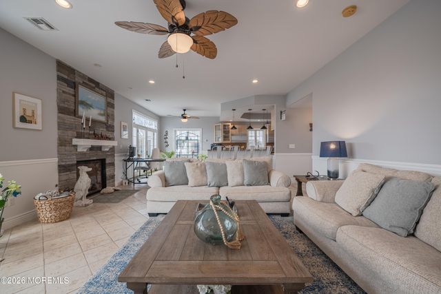 27 W Mohawk Drive, Little Egg Harbor, NJ 08087