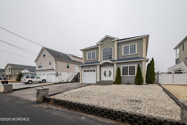 27 W Mohawk Drive, Little Egg Harbor, NJ 08087