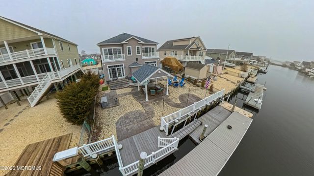 27 W Mohawk Drive, Little Egg Harbor, NJ 08087