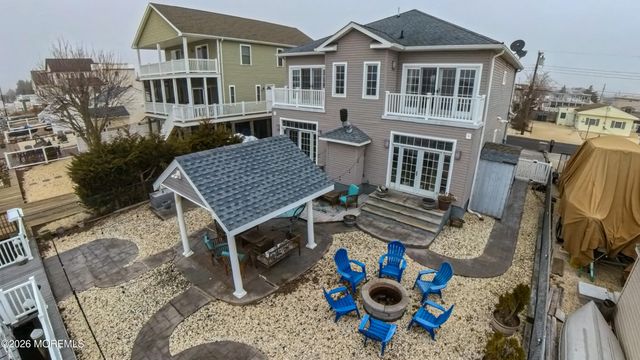 27 W Mohawk Drive, Little Egg Harbor, NJ 08087