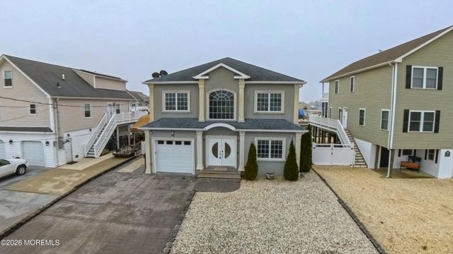 27 W Mohawk Drive, Little Egg Harbor, NJ 08087