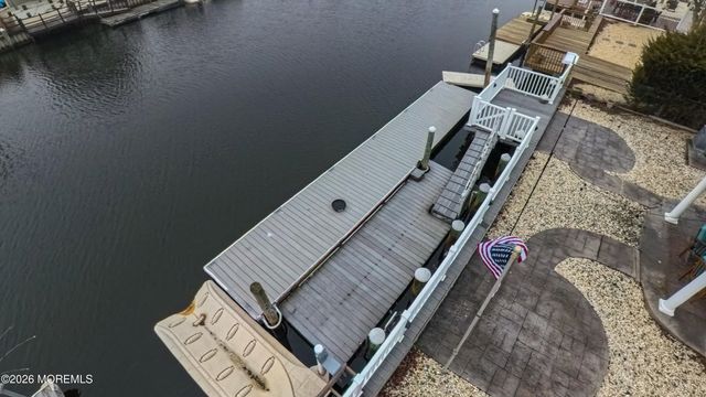 27 W Mohawk Drive, Little Egg Harbor, NJ 08087