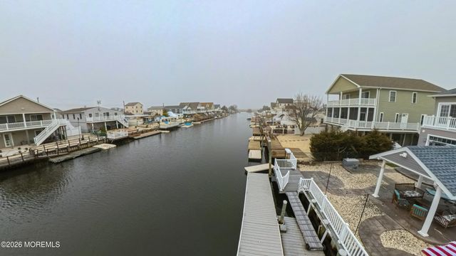 27 W Mohawk Drive, Little Egg Harbor, NJ 08087