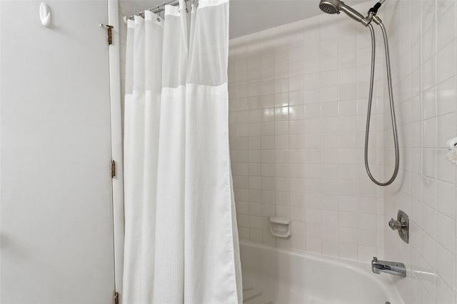 240 CYPRESS LANE 240, Oldsmar, FL 34677