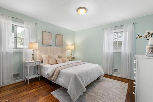 3302 Stamford RD, Portsmouth, VA 23703