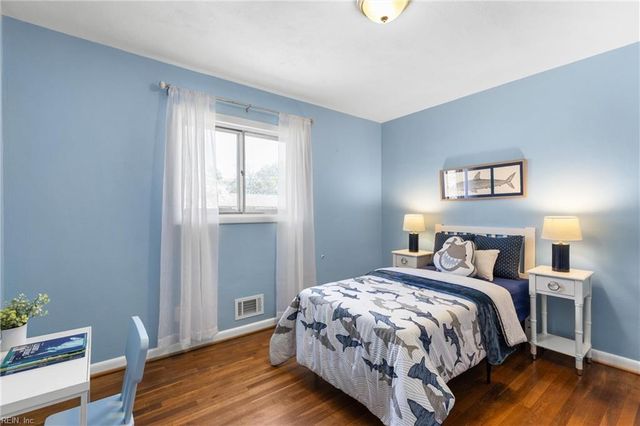 3302 Stamford RD, Portsmouth, VA 23703