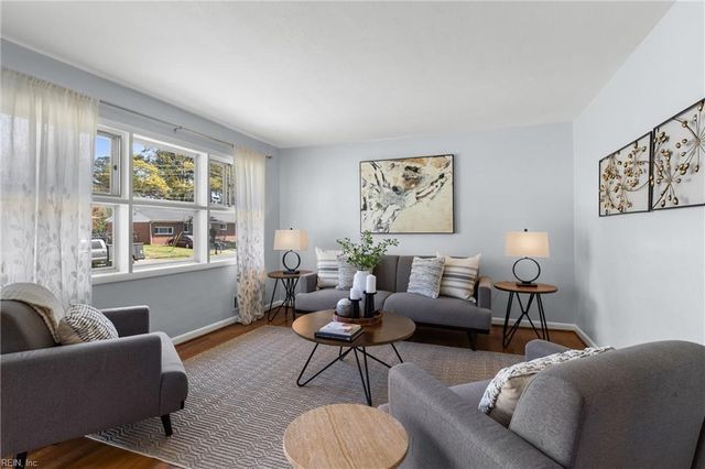 3302 Stamford RD, Portsmouth, VA 23703