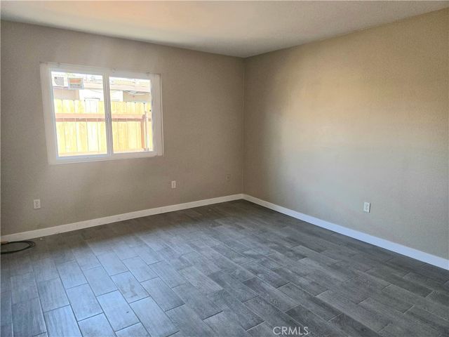 507 Montecito Avenue B, Hemet, CA 92543
