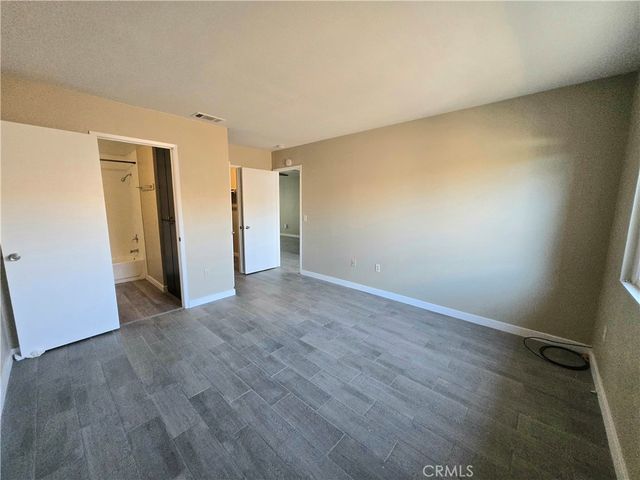 507 Montecito Avenue B, Hemet, CA 92543