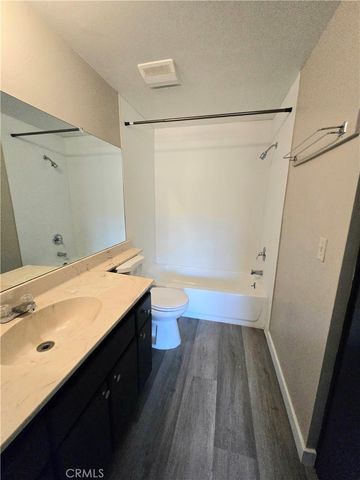 507 Montecito Avenue B, Hemet, CA 92543