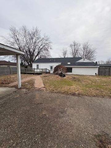 1430 Meitzler Street, Tilton, IL 61833