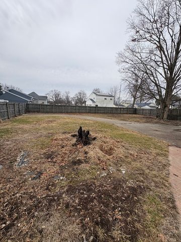 1430 Meitzler Street, Tilton, IL 61833