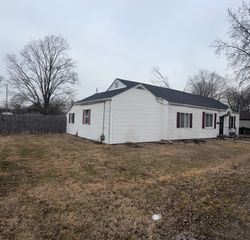 1430 Meitzler Street, Tilton, IL 61833