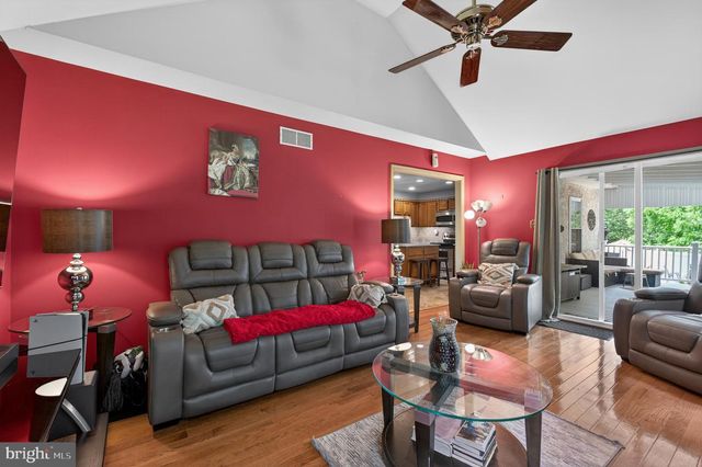 2227 HEATHER LN, Pottstown, PA 19464