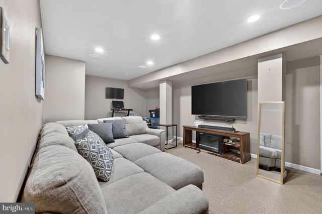 2227 HEATHER LN, Pottstown, PA 19464