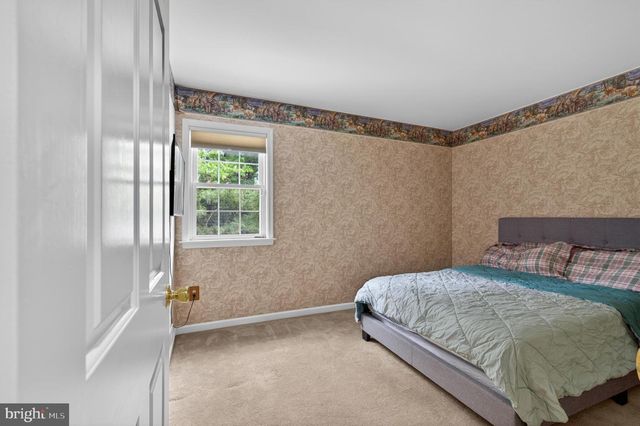 2227 HEATHER LN, Pottstown, PA 19464