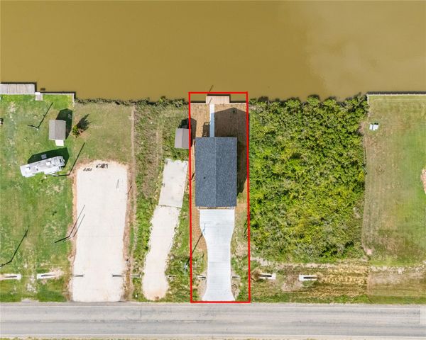 25696 Fm 457, Sargent, TX 77414