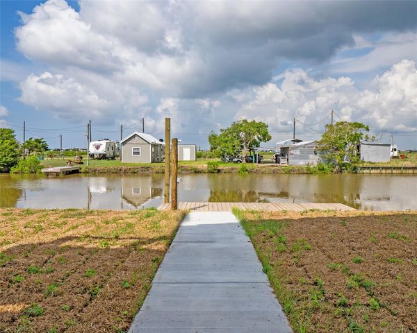 25696 Fm 457, Sargent, TX 77414