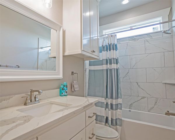 25696 Fm 457, Sargent, TX 77414